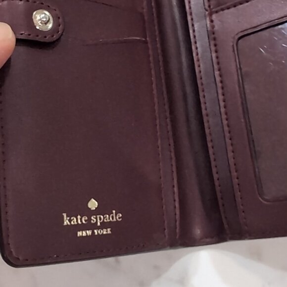 Kate Spade Mulled Wine Stacy Wallet - Picture 9 of 9